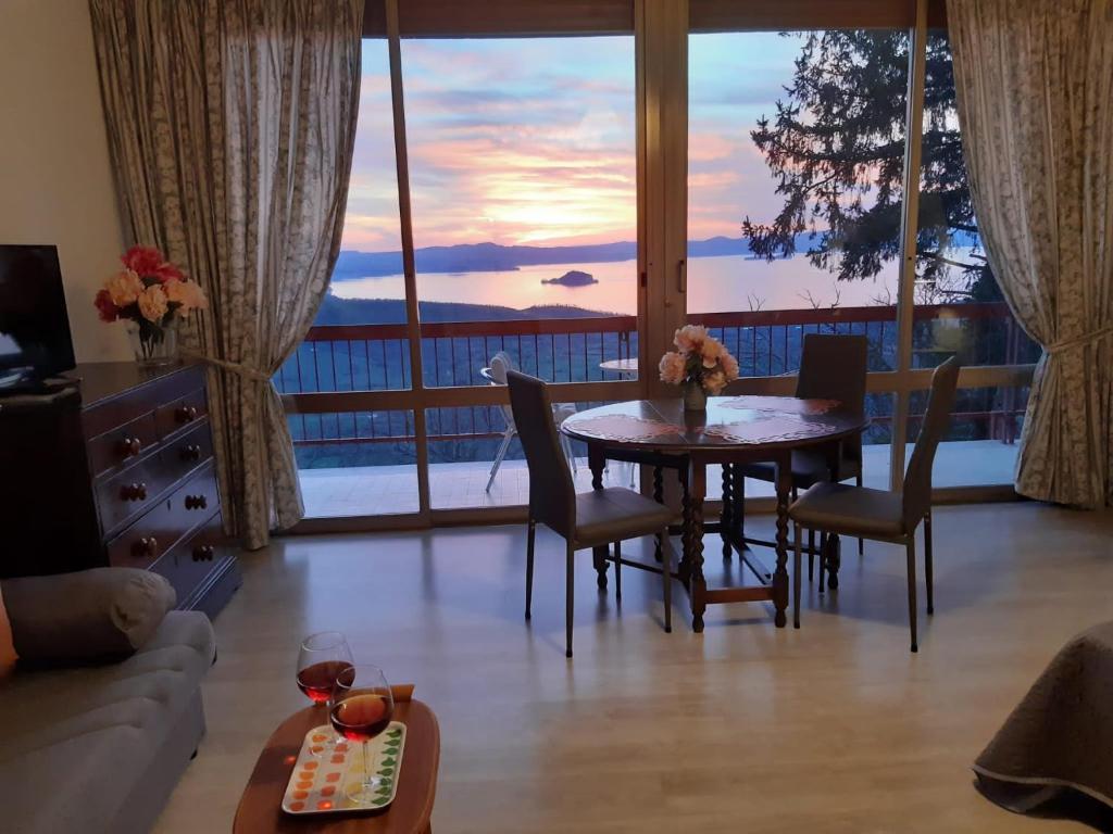 Belvedere Del Lago Монтефиасконе Екстериор снимка